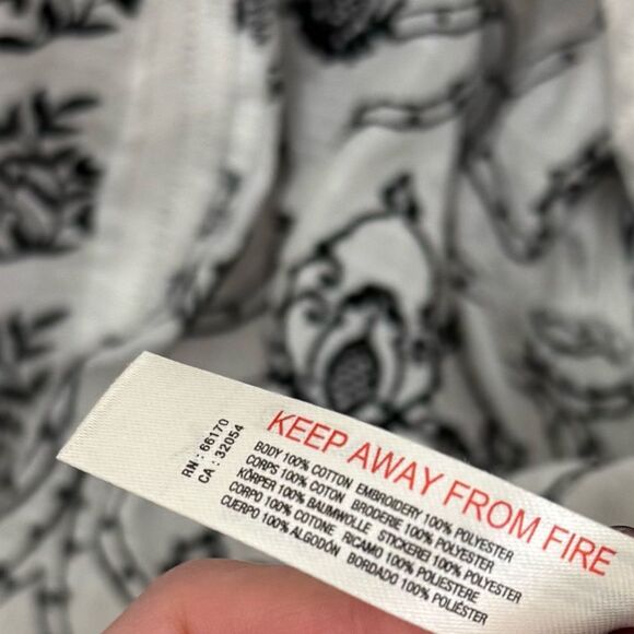 Anthropologie Embroidered Kimono Size XS/Small Black and White Fringe Boho Flowy - Picture 5 of 8